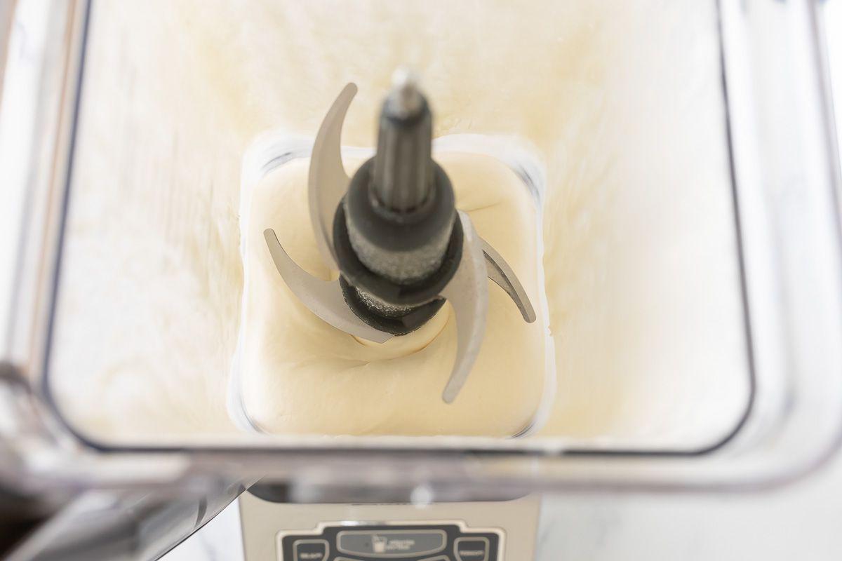 Orangen-Sherbet Grundmischung in einem Ninja Blender