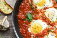 Domates Alevinde Yumurtalar