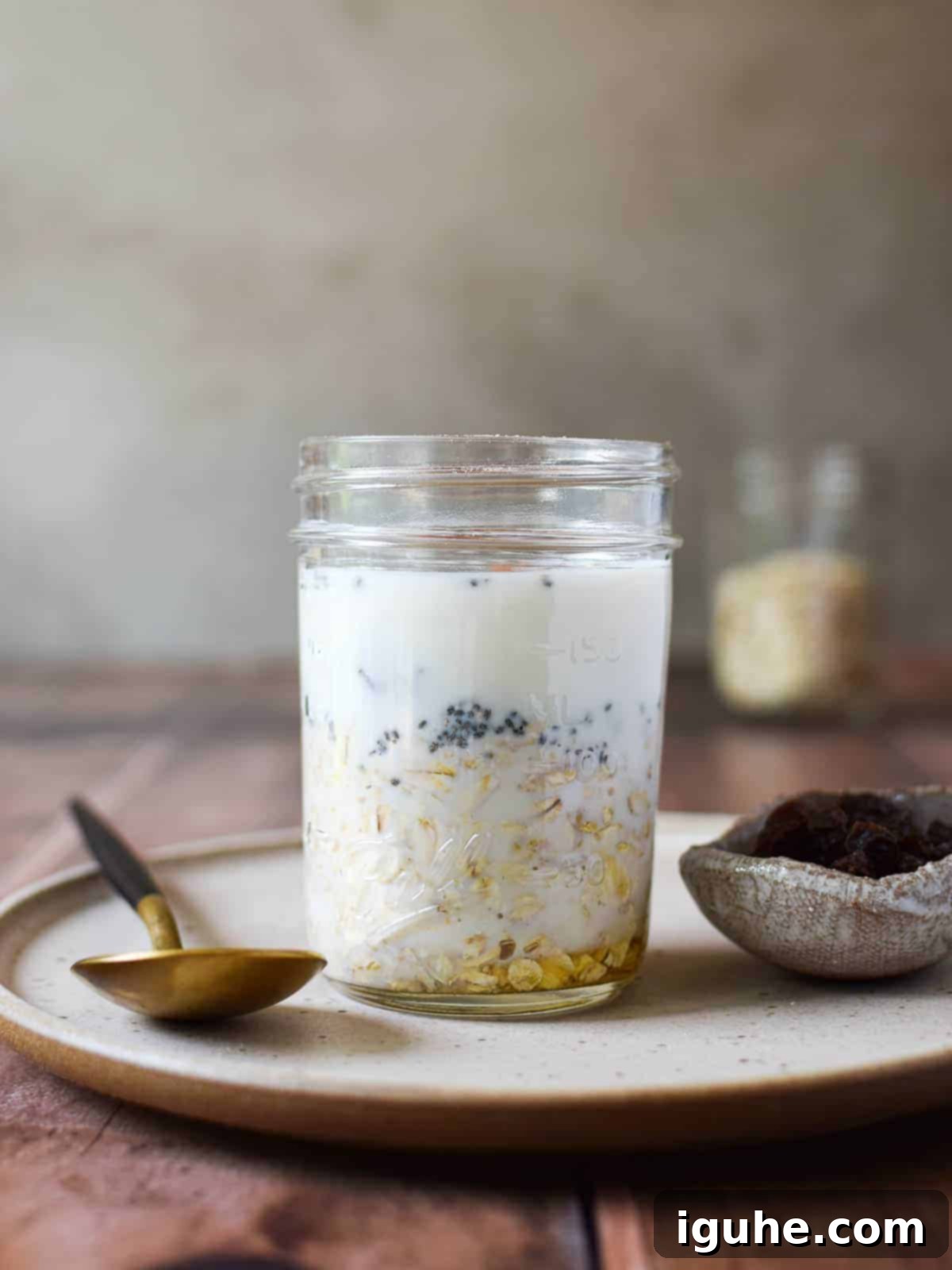 Creamy Maple Raisin Overnight Oats 7 Overnight oats are prepared before going into the refrigerator.