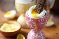 Perfectly Runny Eggs With Toasted Rye